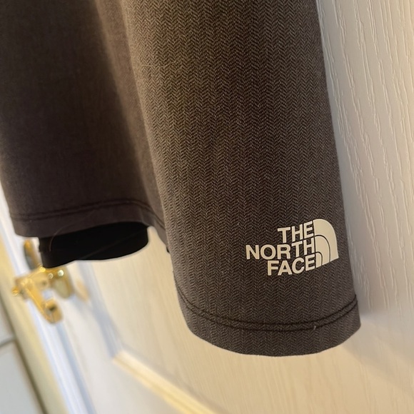 The North Face - Picture 2 of 4